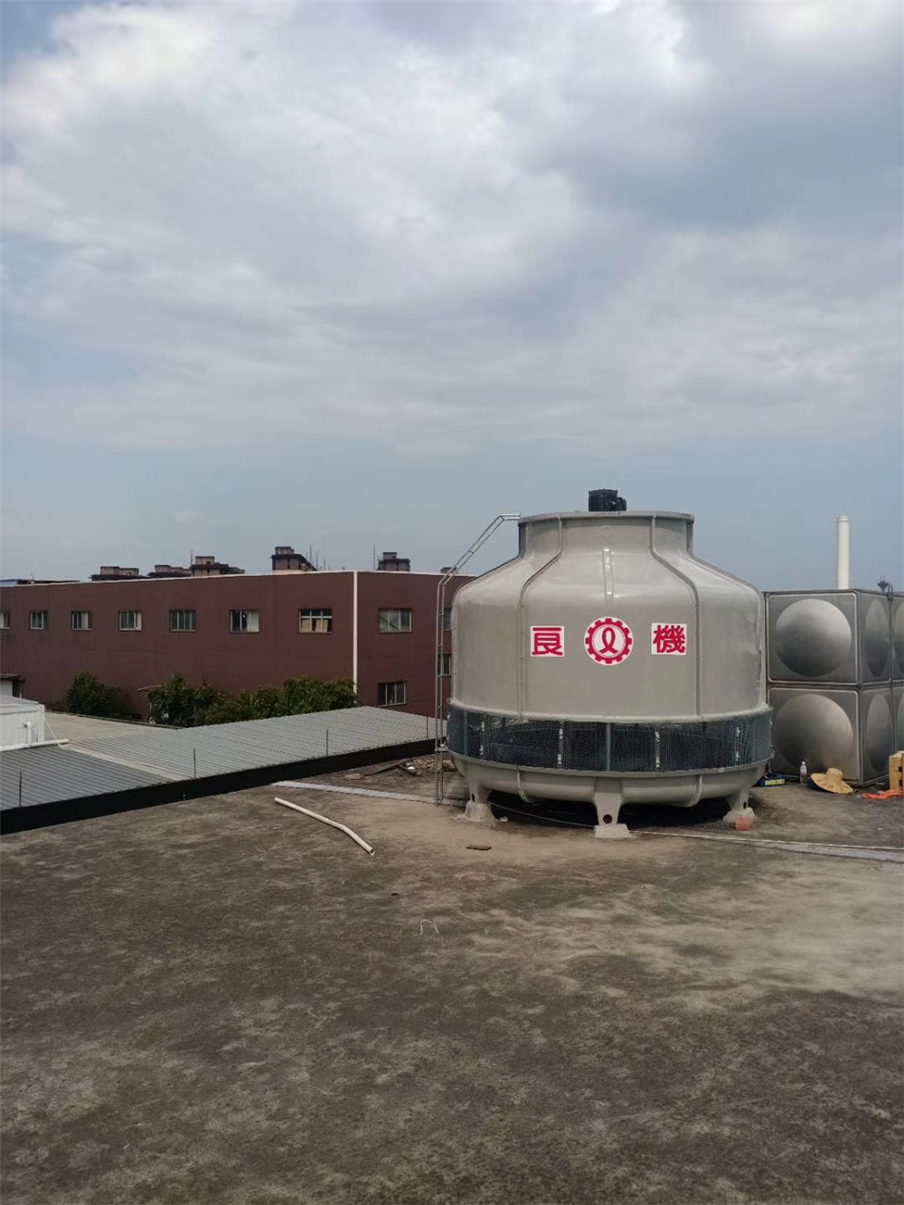 良机闭式冷却塔