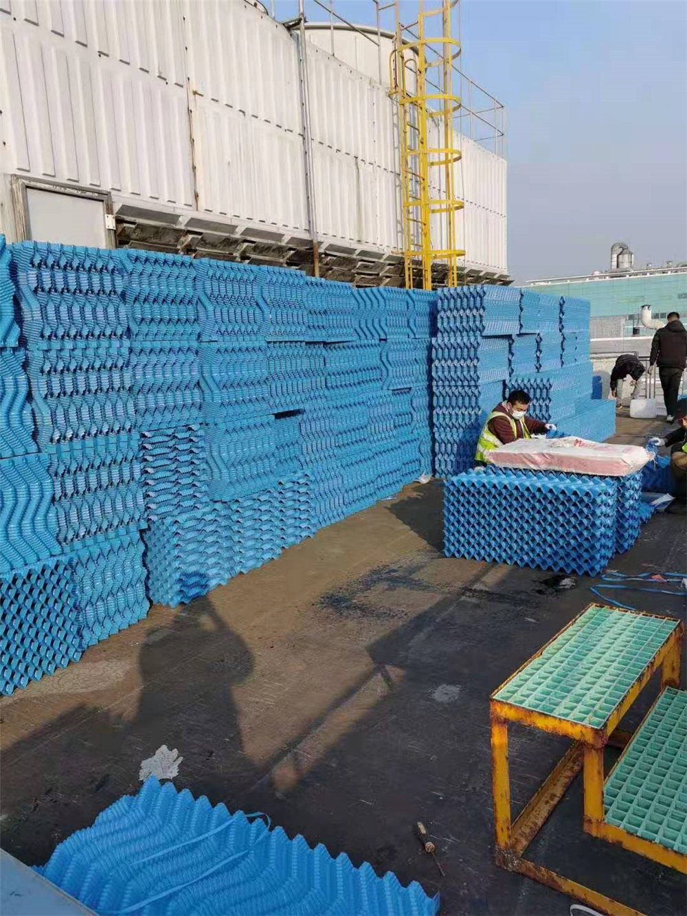 冷却塔填料更换